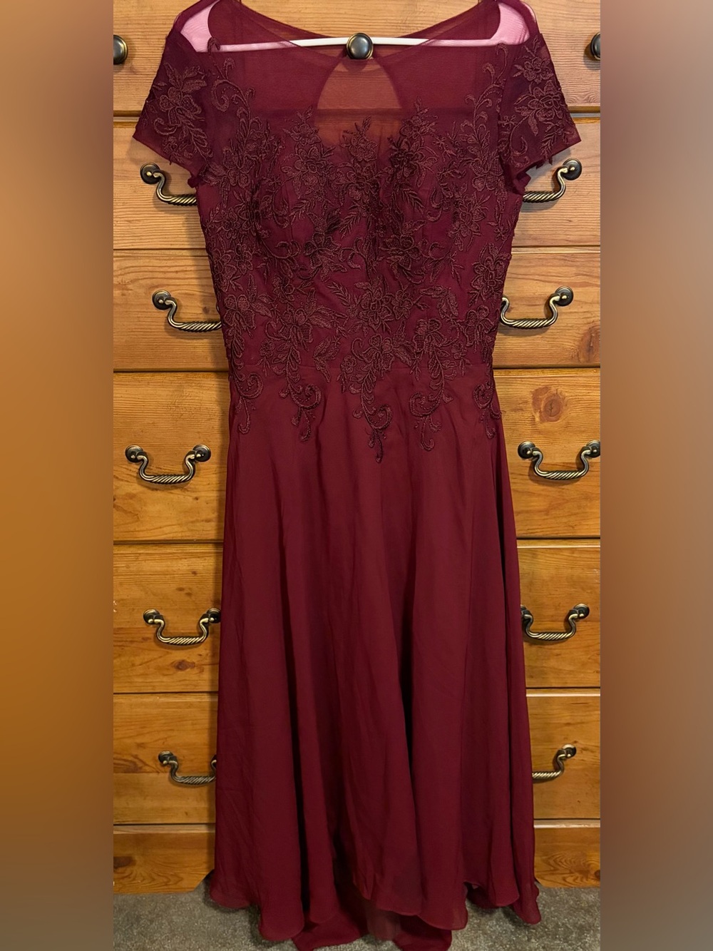 GLS Collective Elegant Burgundy Lace Bodice Formal Dress